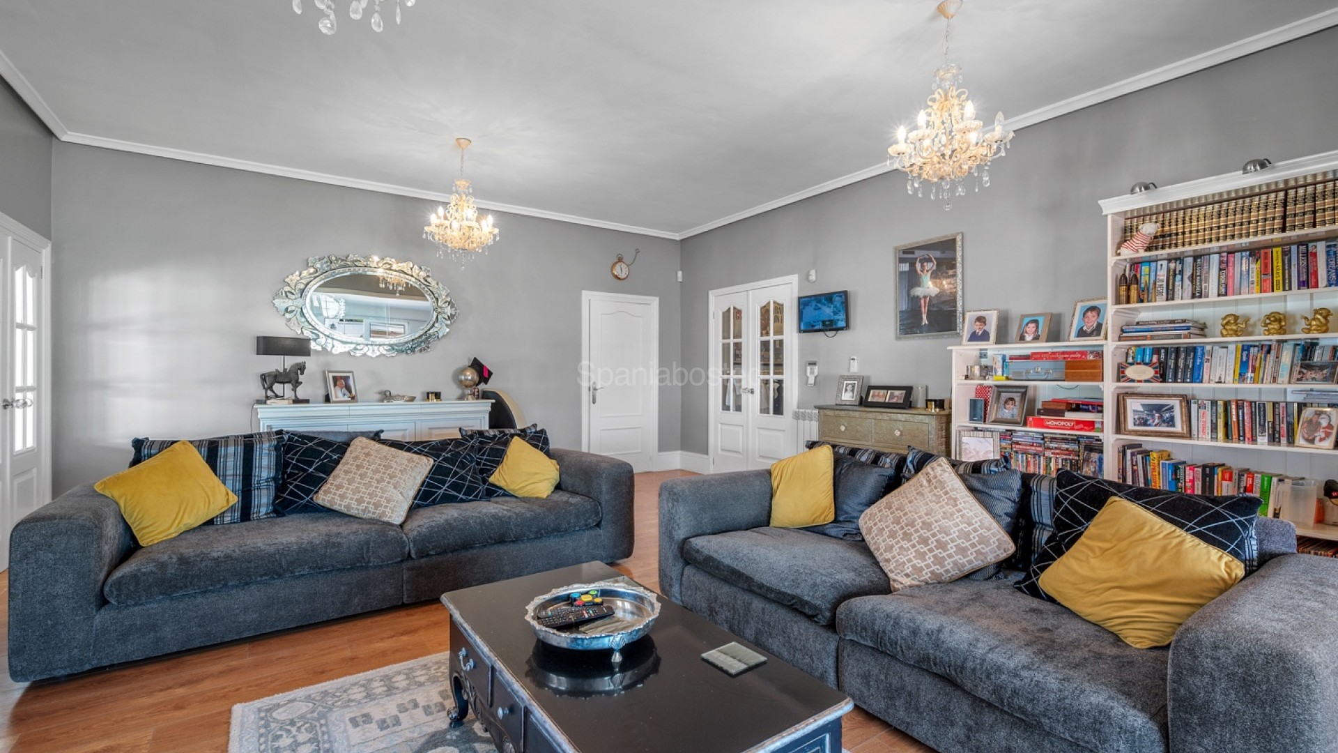 Resale - Villa -
Almoradí