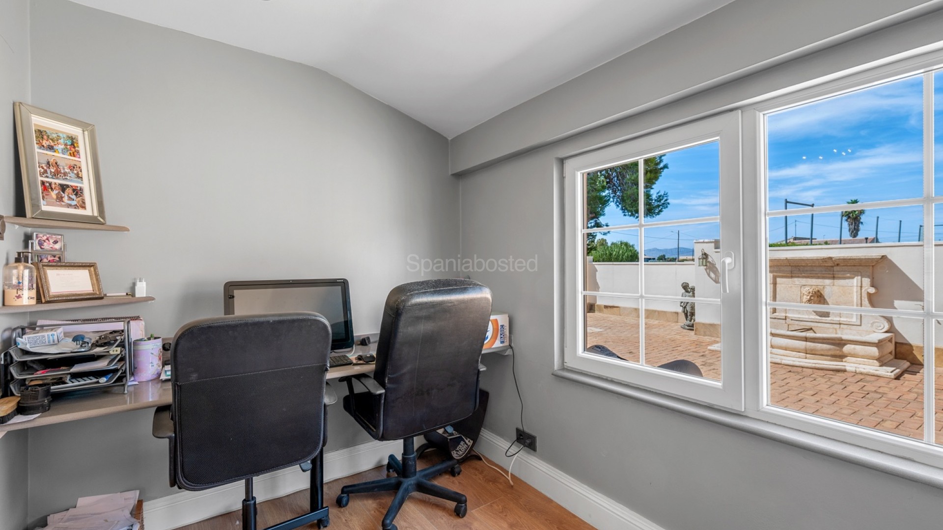 Resale - Villa -
Almoradí