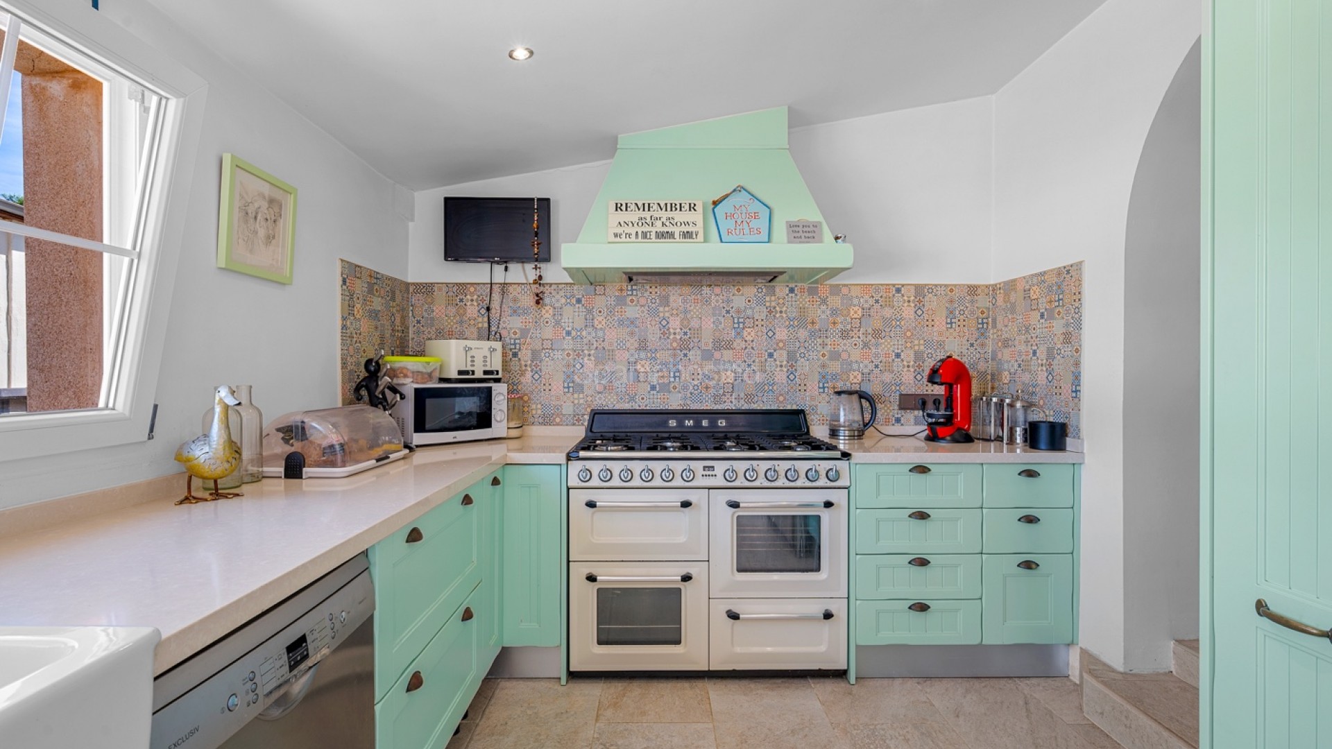 Resale - Villa -
Almoradí