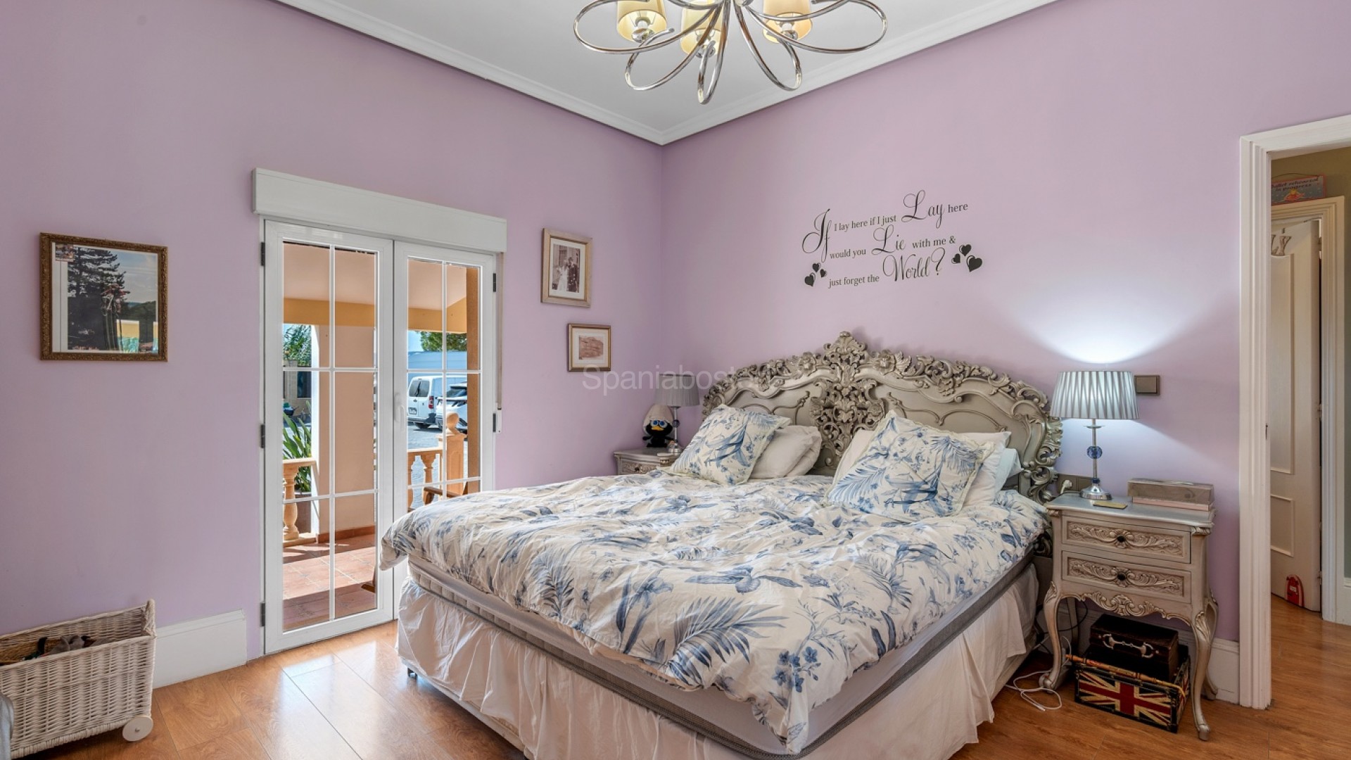 Resale - Villa -
Almoradí