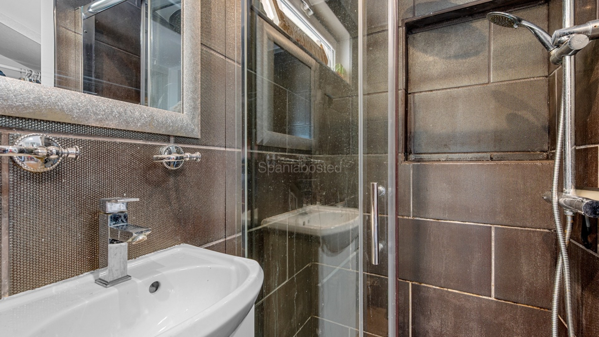 Resale - Villa -
Almoradí