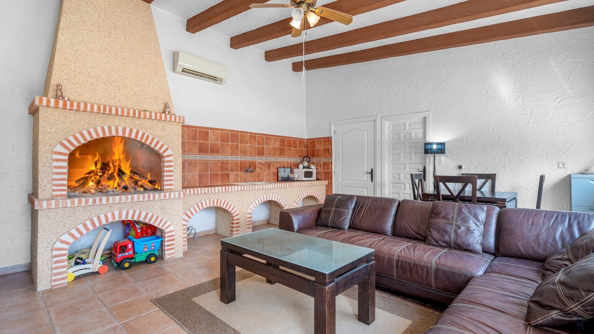 Resale - Villa -
Almoradí