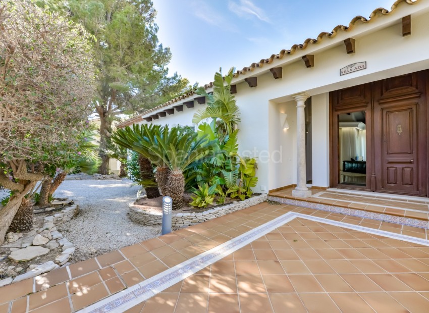 Resale - Villa -
Altea - Sierra de Altea