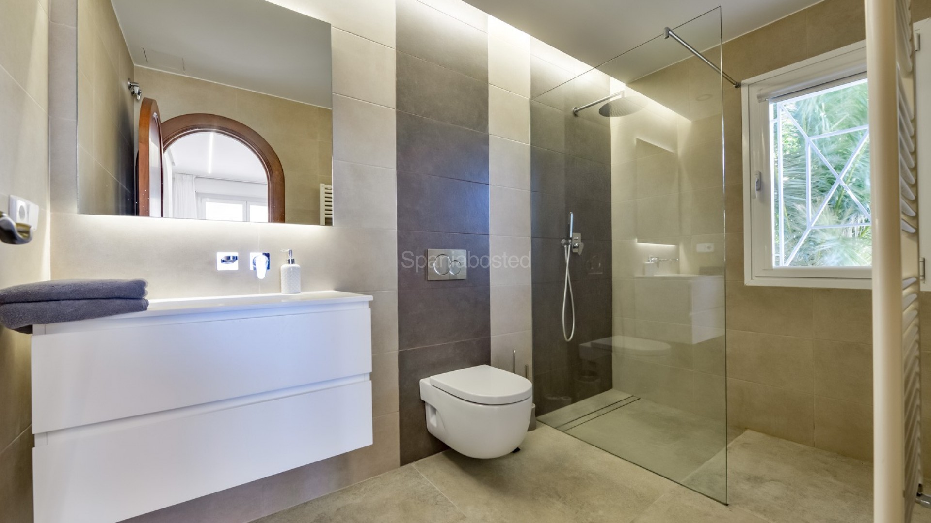 Resale - Villa -
Altea - Sierra de Altea