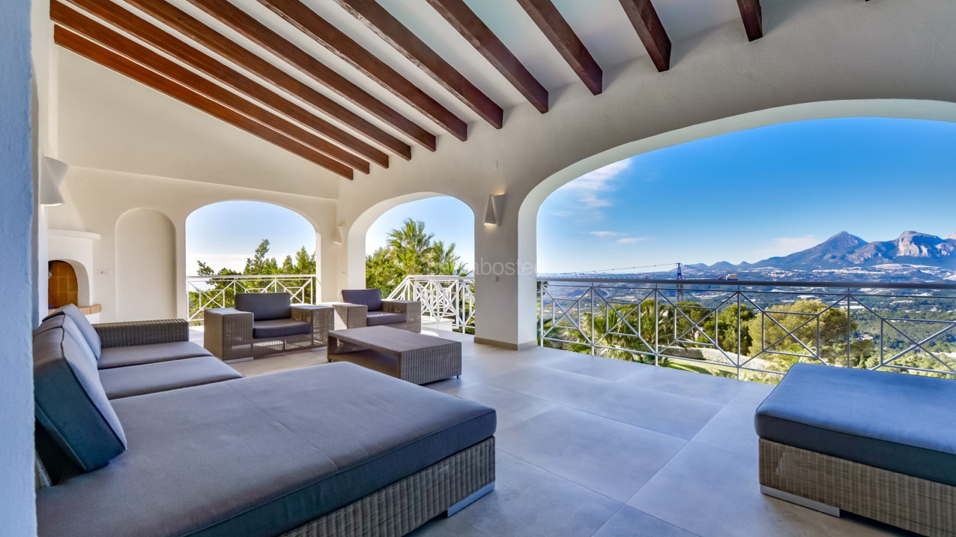 Resale - Villa -
Altea - Sierra de Altea