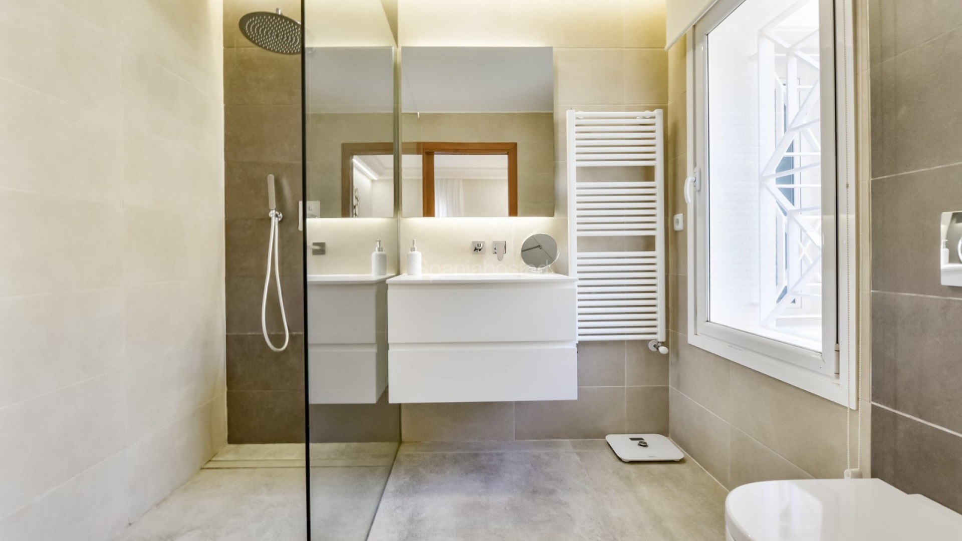 Resale - Villa -
Altea - Sierra de Altea