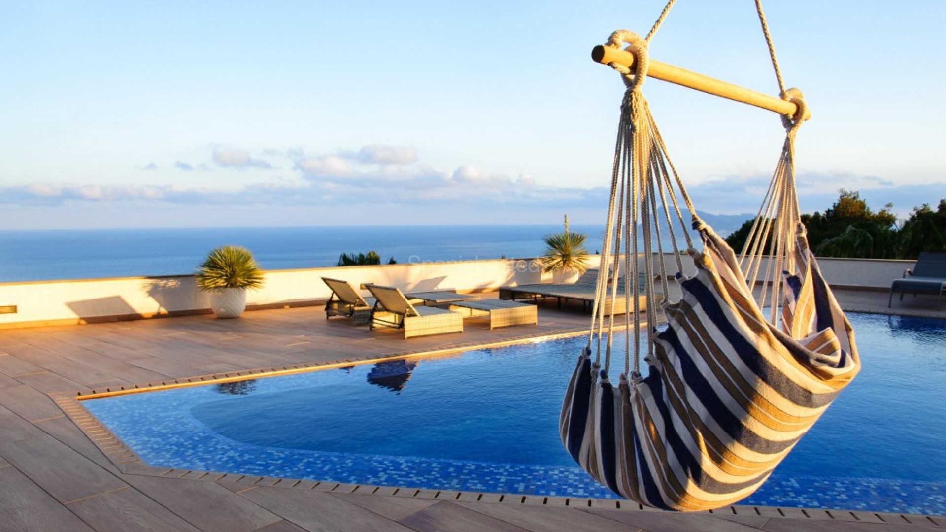 Resale - Villa -
Altea