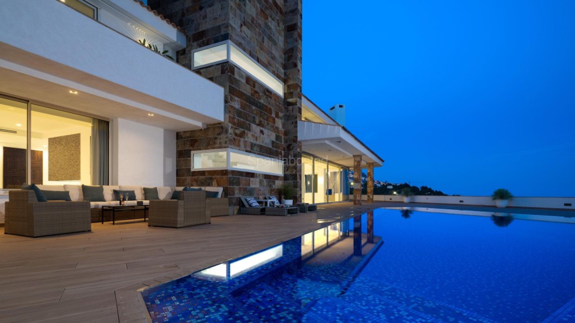 Resale - Villa -
Altea