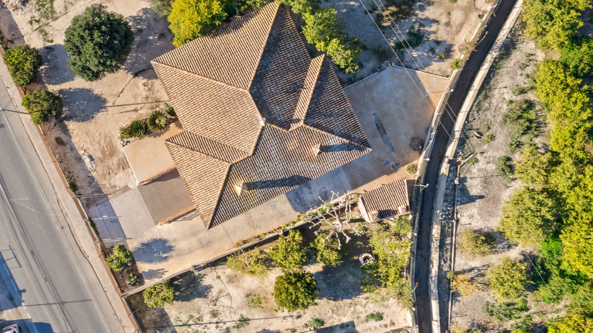 Resale - Villa -
Beniel - Carretera de Beniel