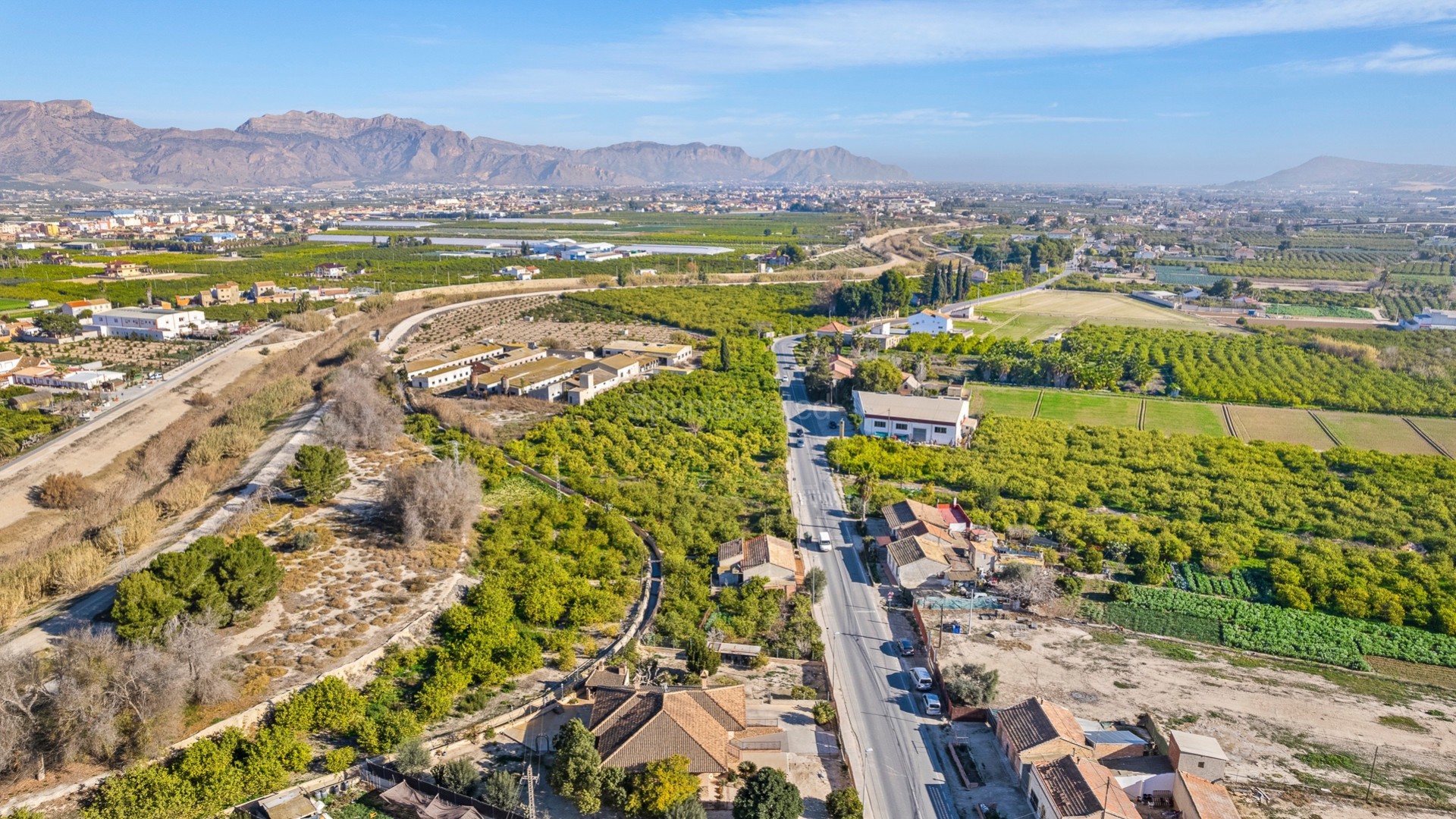 Resale - Villa -
Beniel - Carretera de Beniel