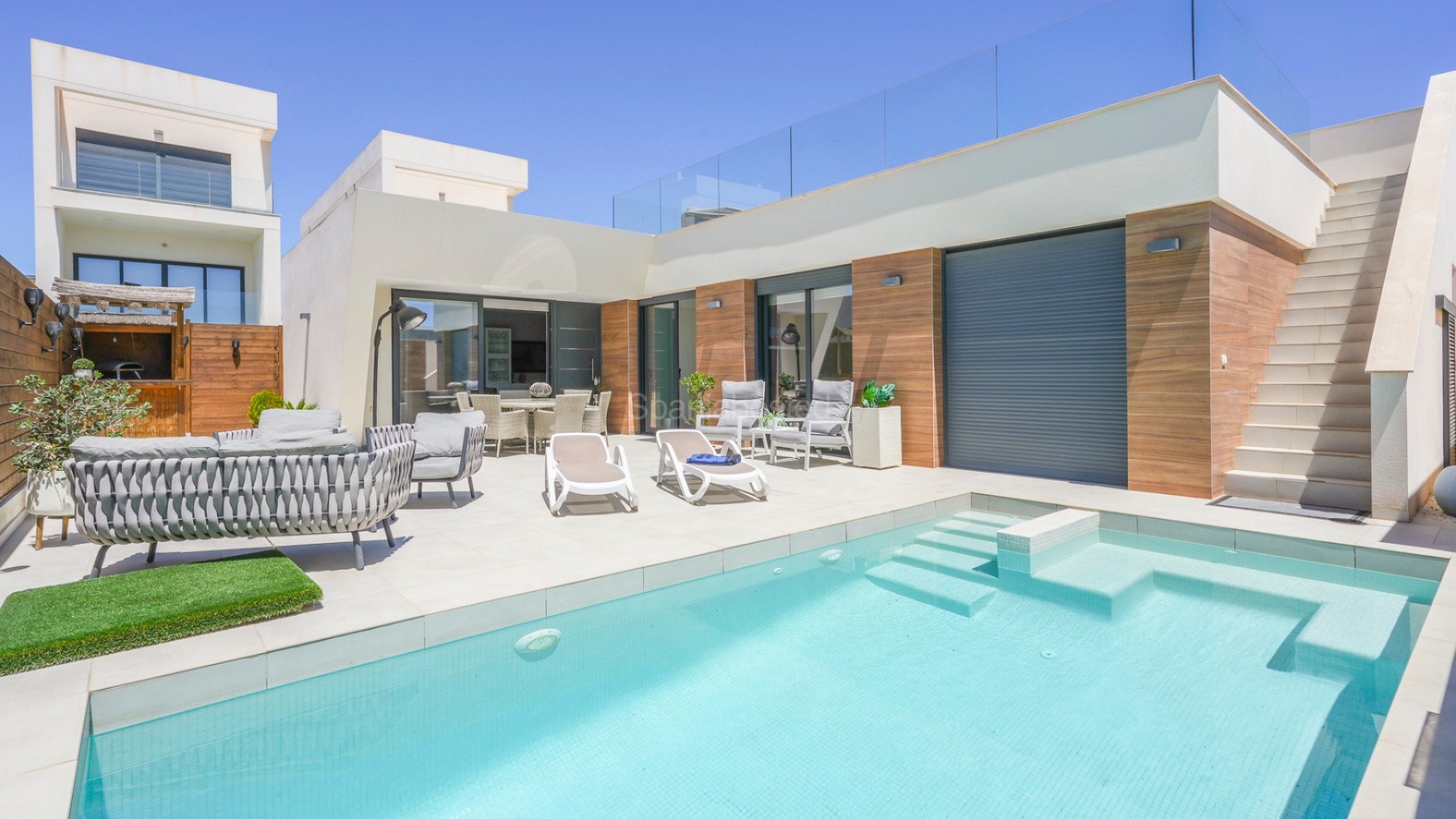 Resale - Villa -
Benijofar