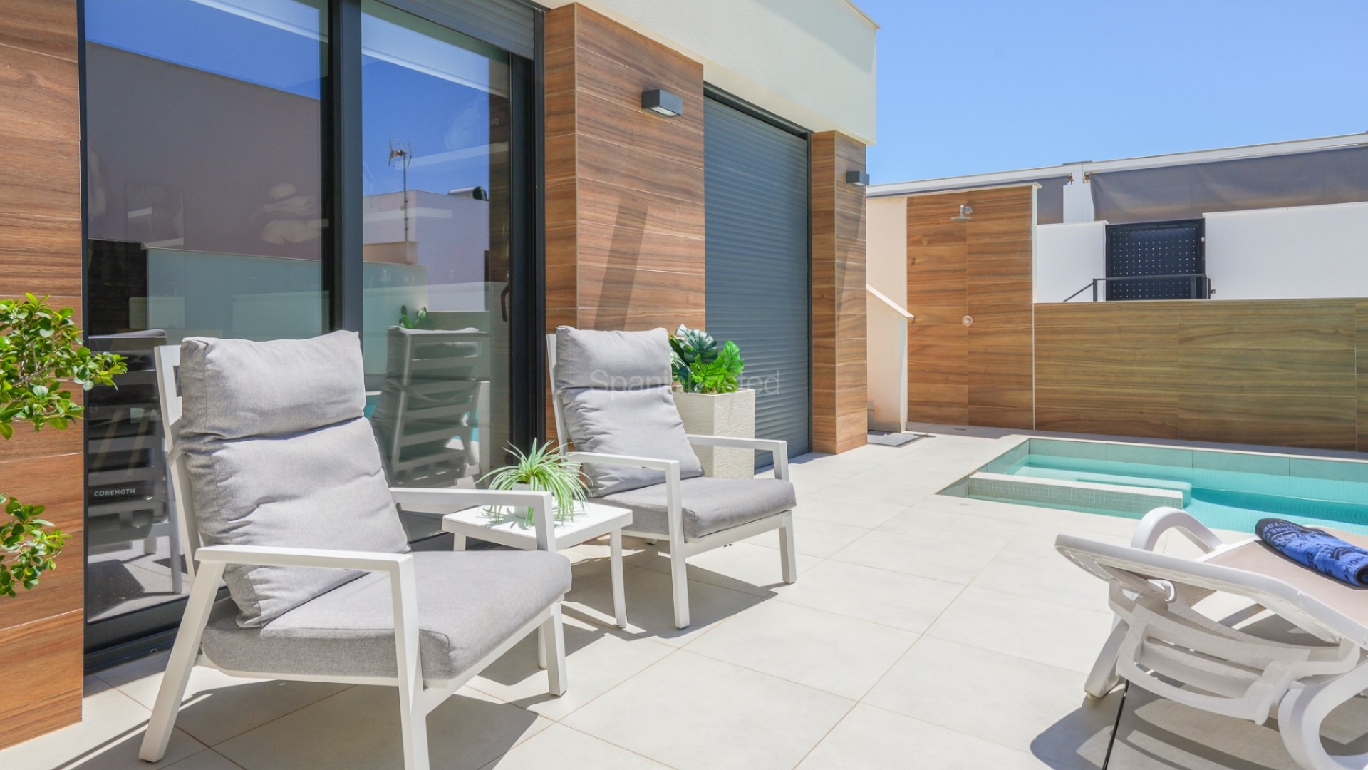 Resale - Villa -
Benijofar