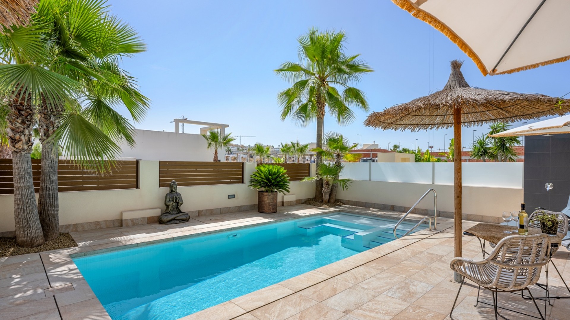 Resale - Villa -
Benijofar