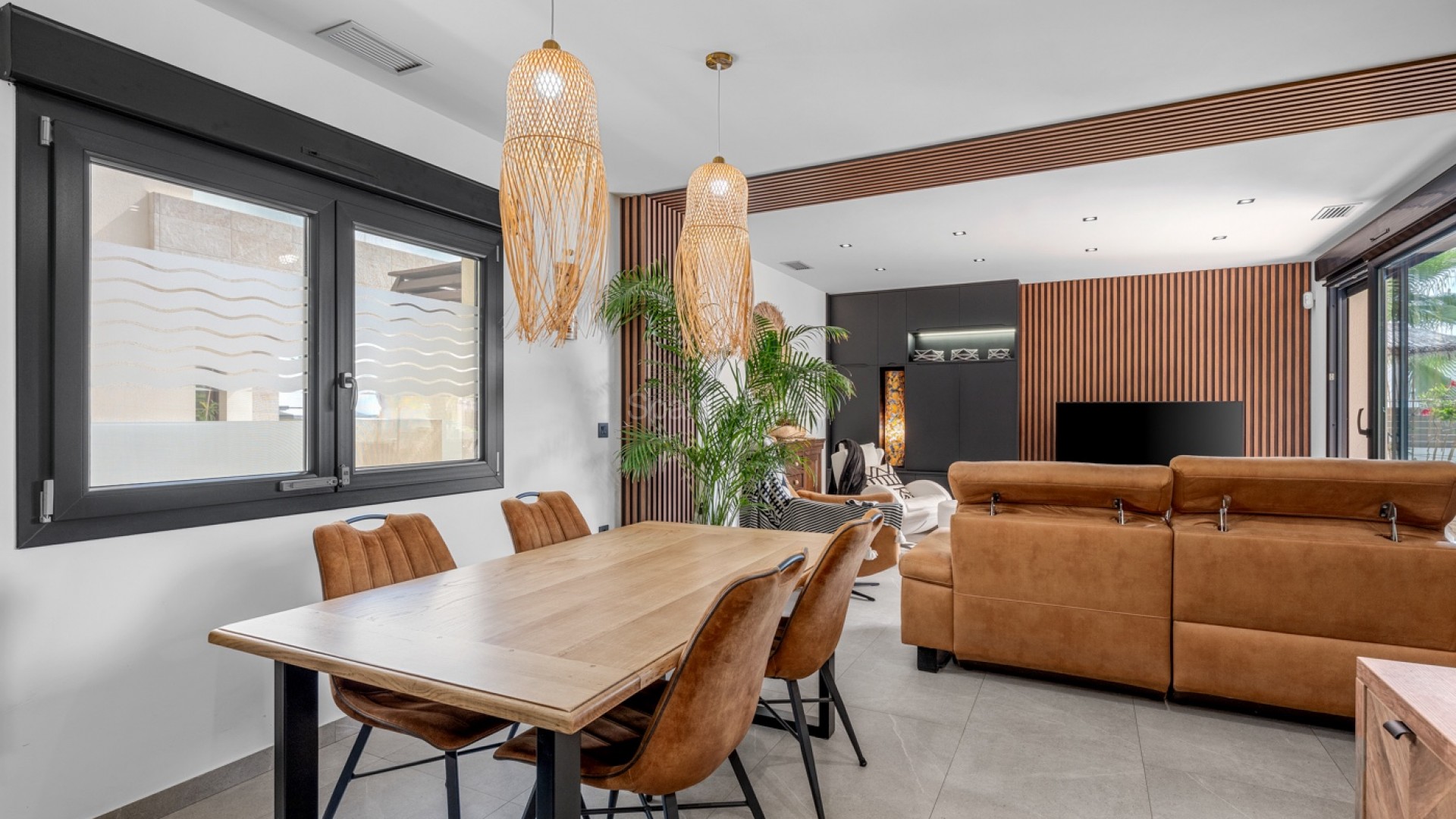 Resale - Villa -
Benijofar