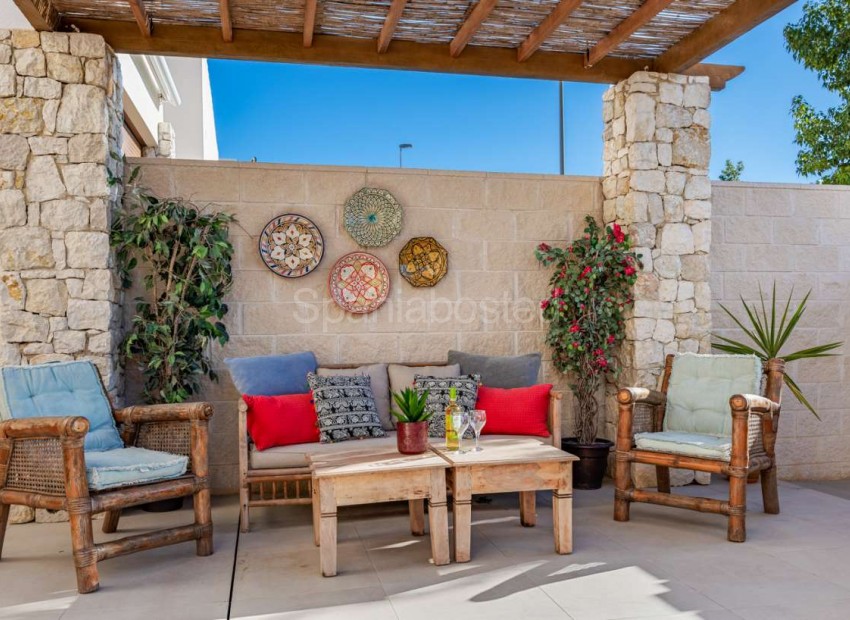 Resale - Villa -
Benijofar