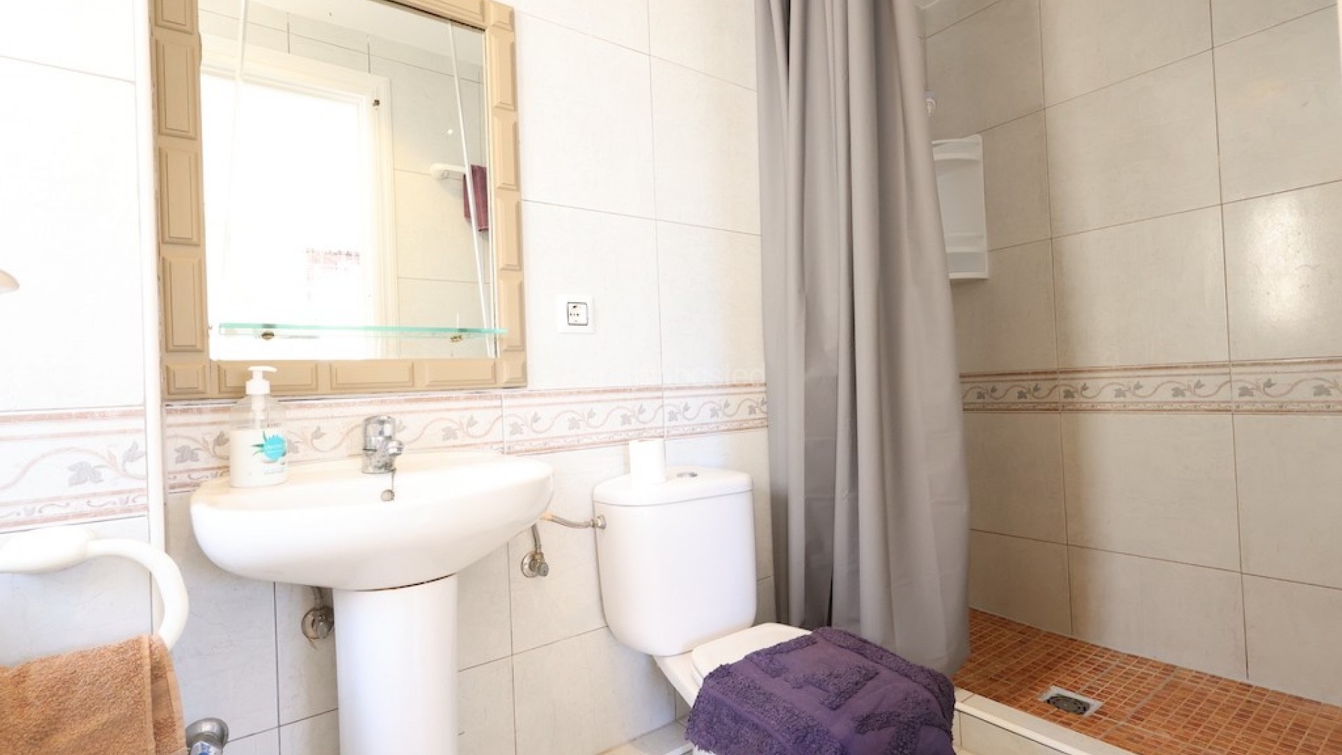 Resale - Villa -
Cabo Roig - Lomas de Cabo Roig