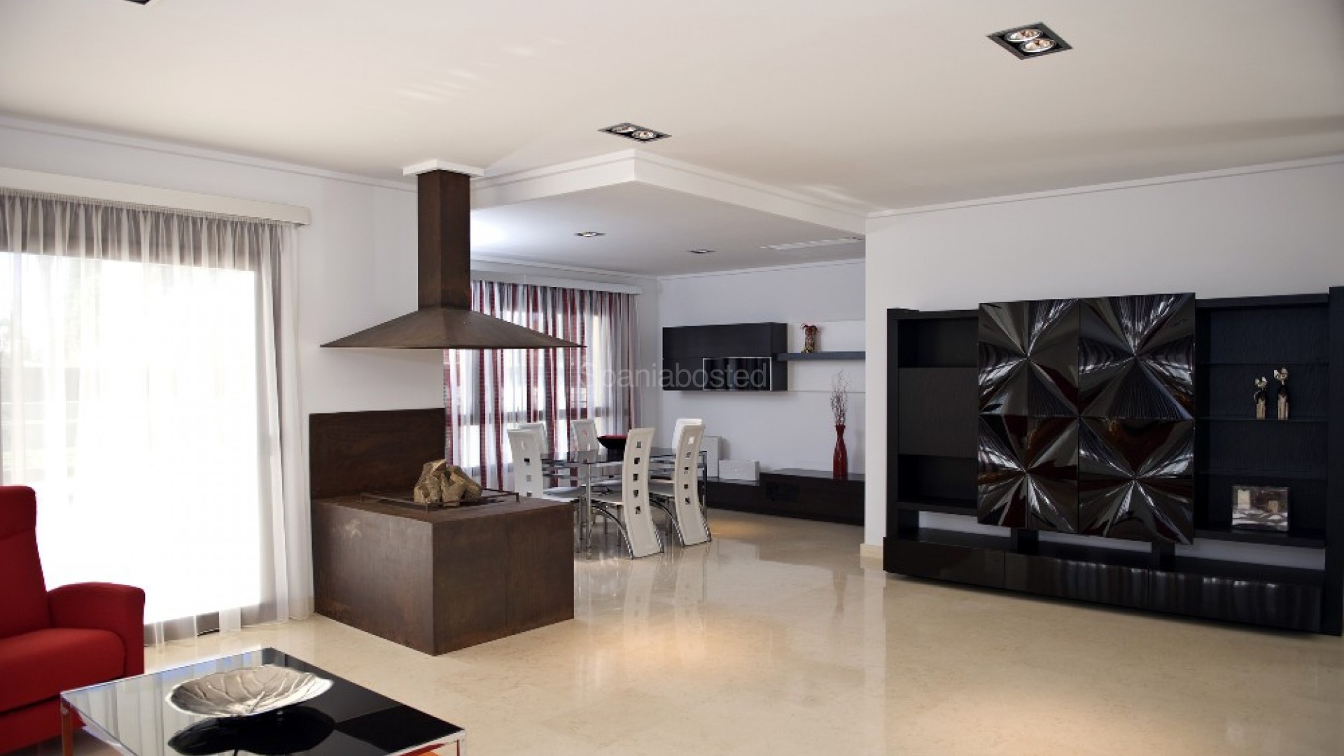 Resale - Villa -
Cabo Roig