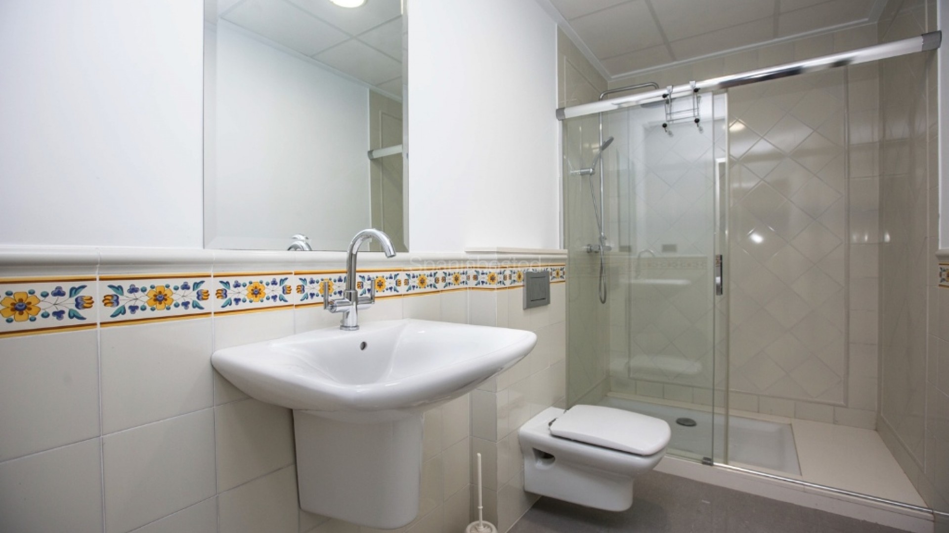 Resale - Villa -
Cabo Roig