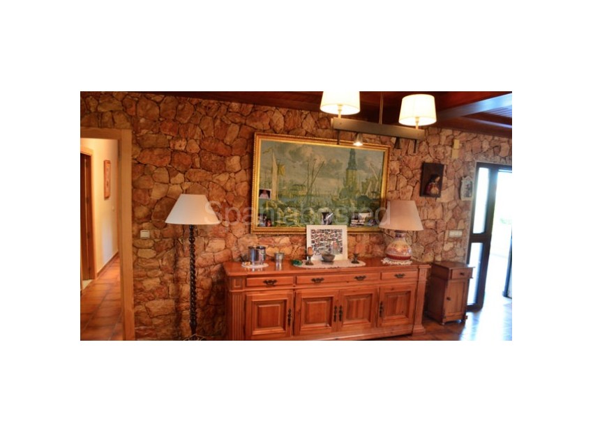 Resale - Villa -
Cabo Roig