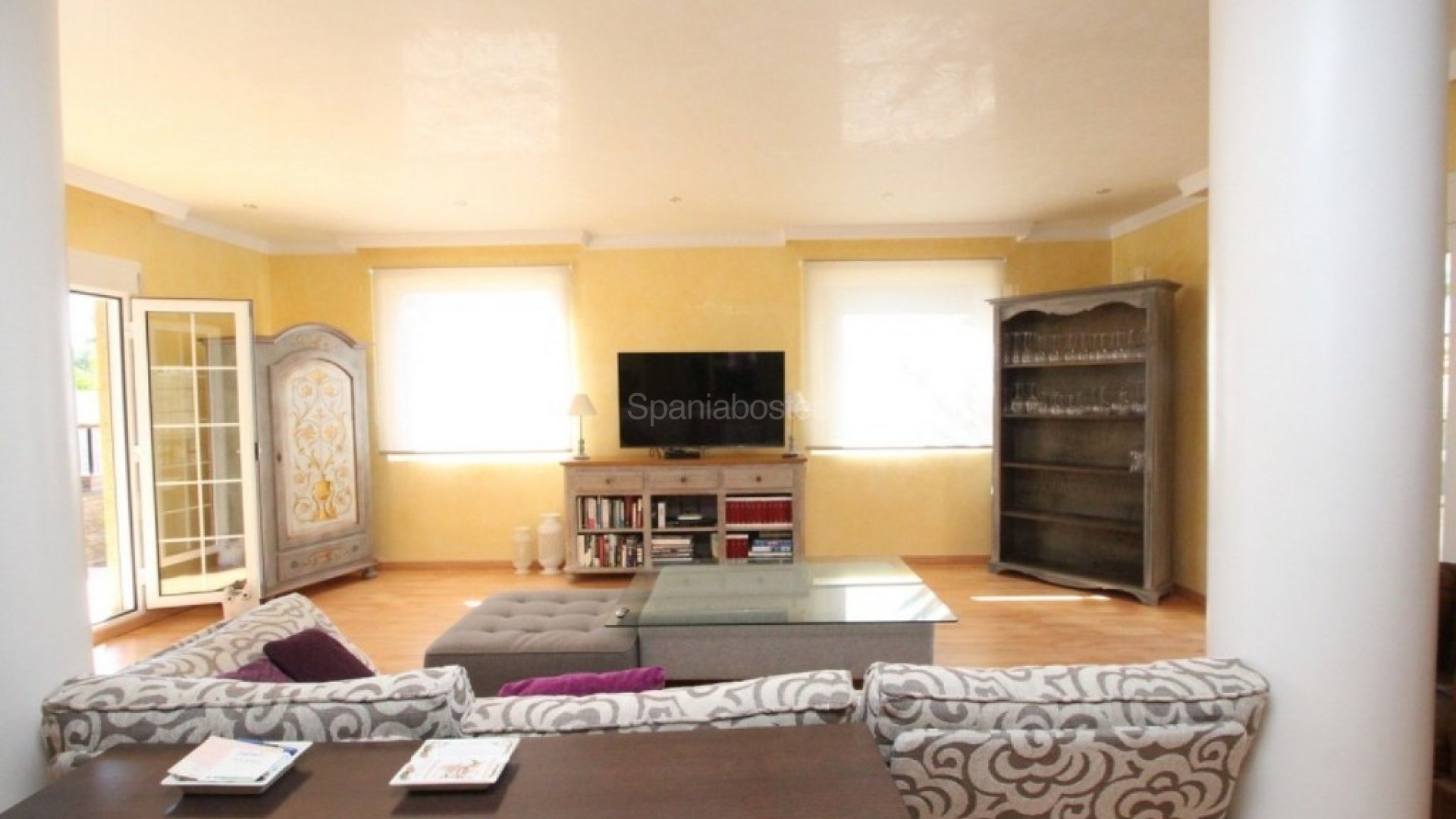 Resale - Villa -
Cabo Roig