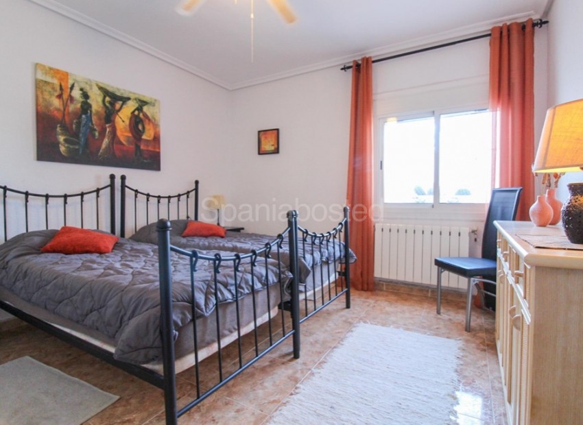 Resale - Villa -
Cabo Roig