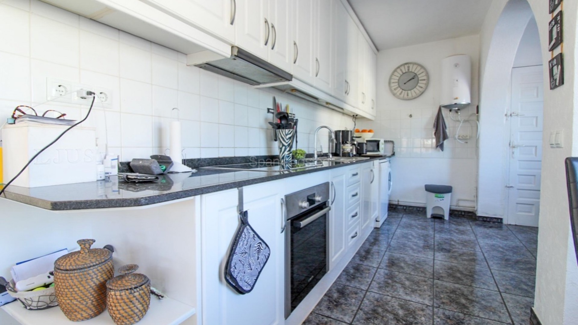 Resale - Villa -
Cabo Roig