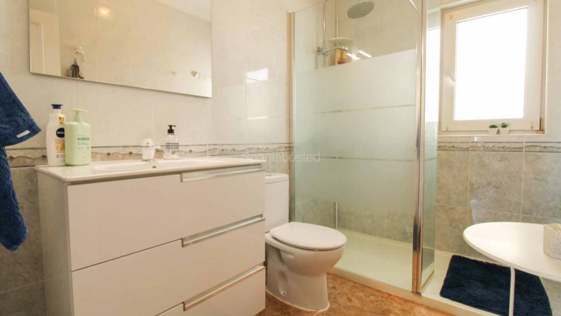 Resale - Villa -
Cabo Roig