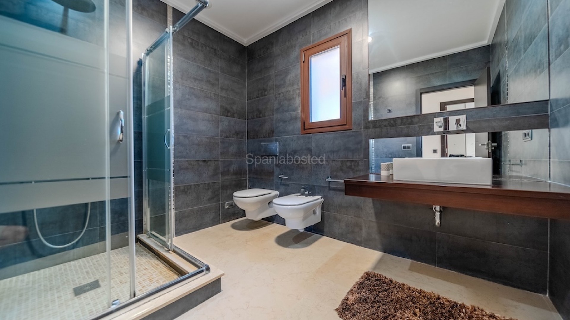 Resale - Villa -
Cabo Roig