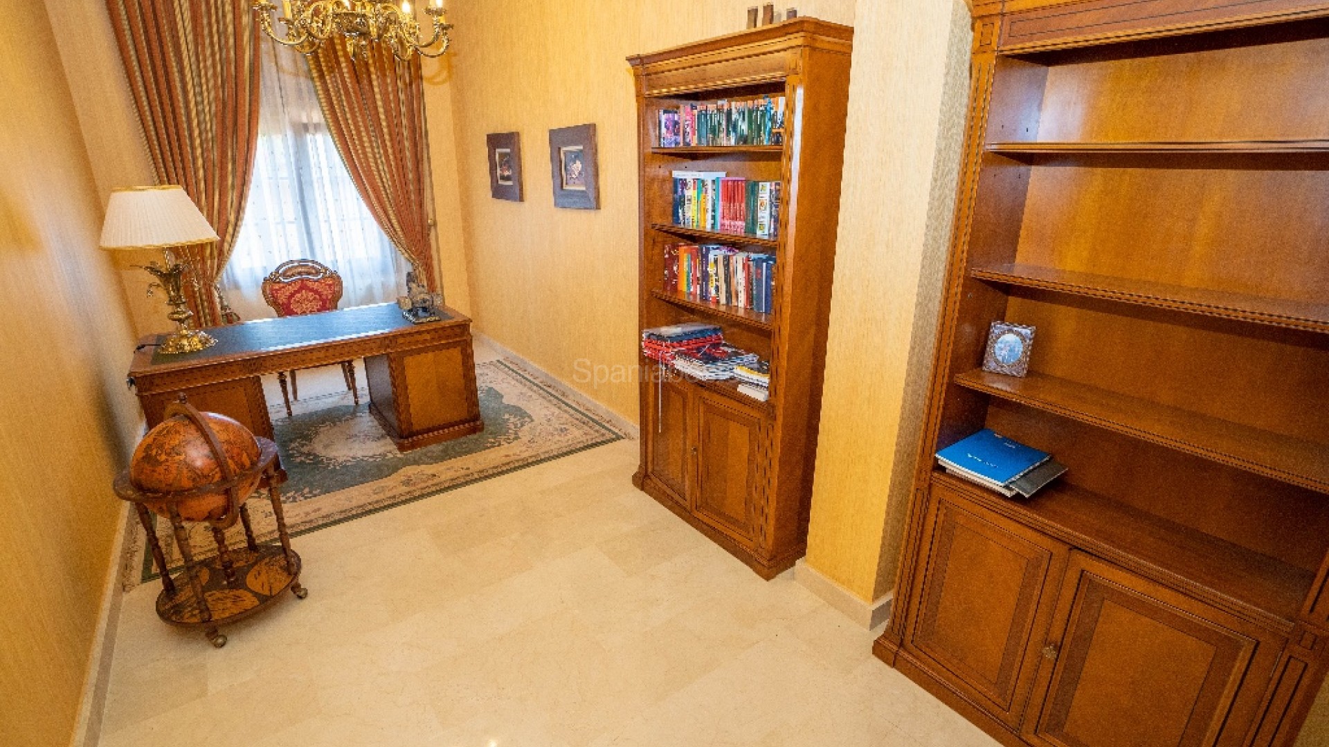 Resale - Villa -
Campoamor