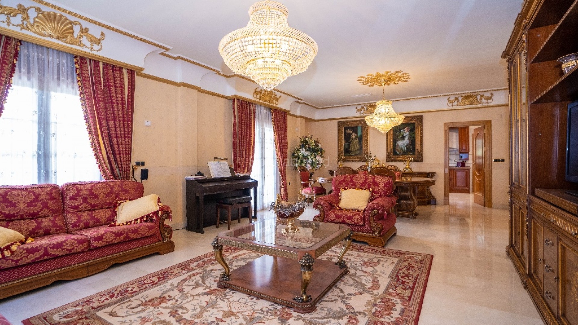 Resale - Villa -
Campoamor