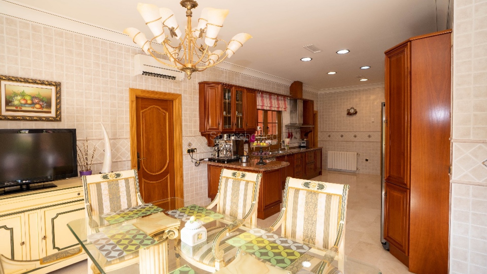 Resale - Villa -
Campoamor