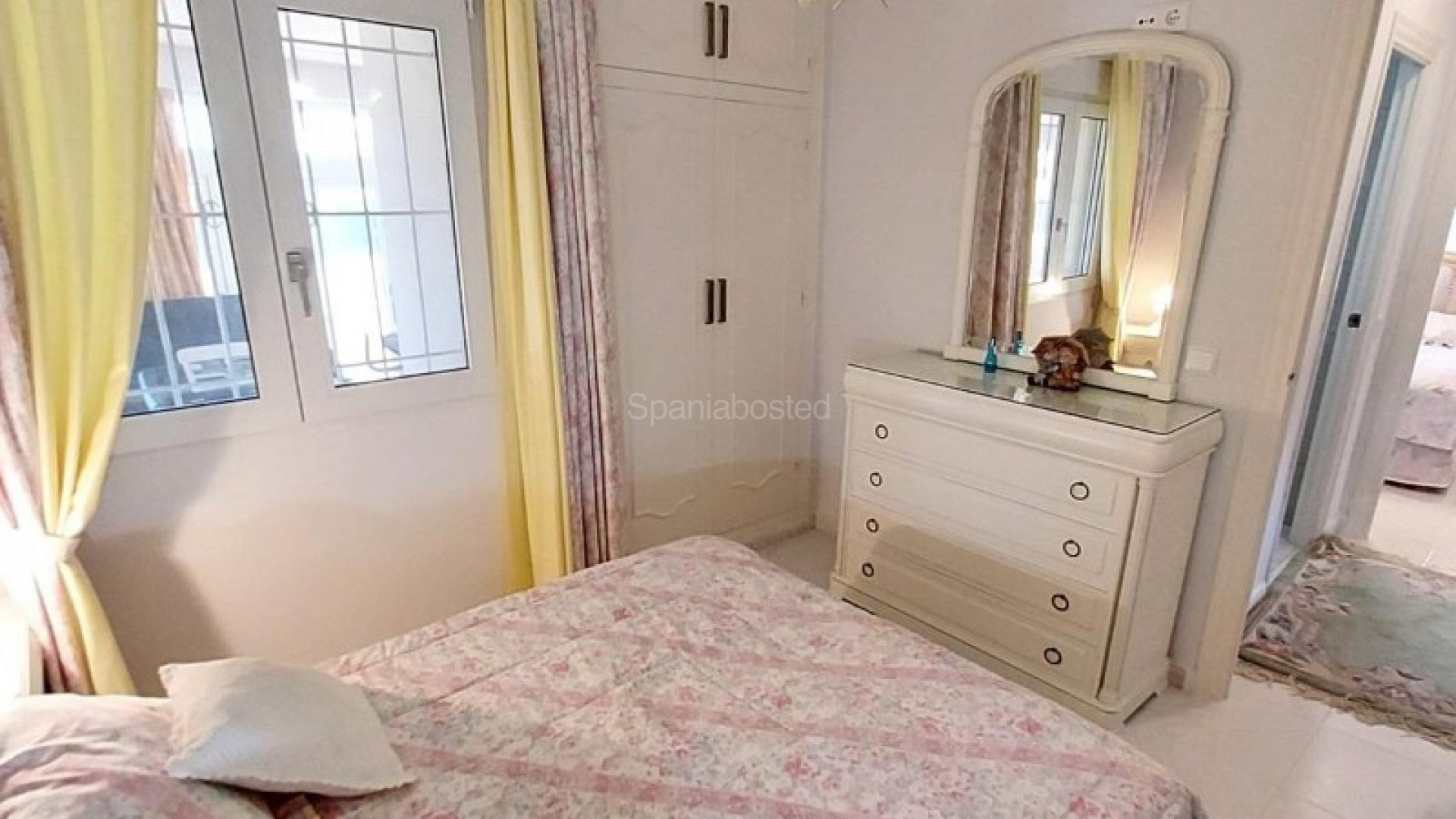 Resale - Villa -
Campoamor