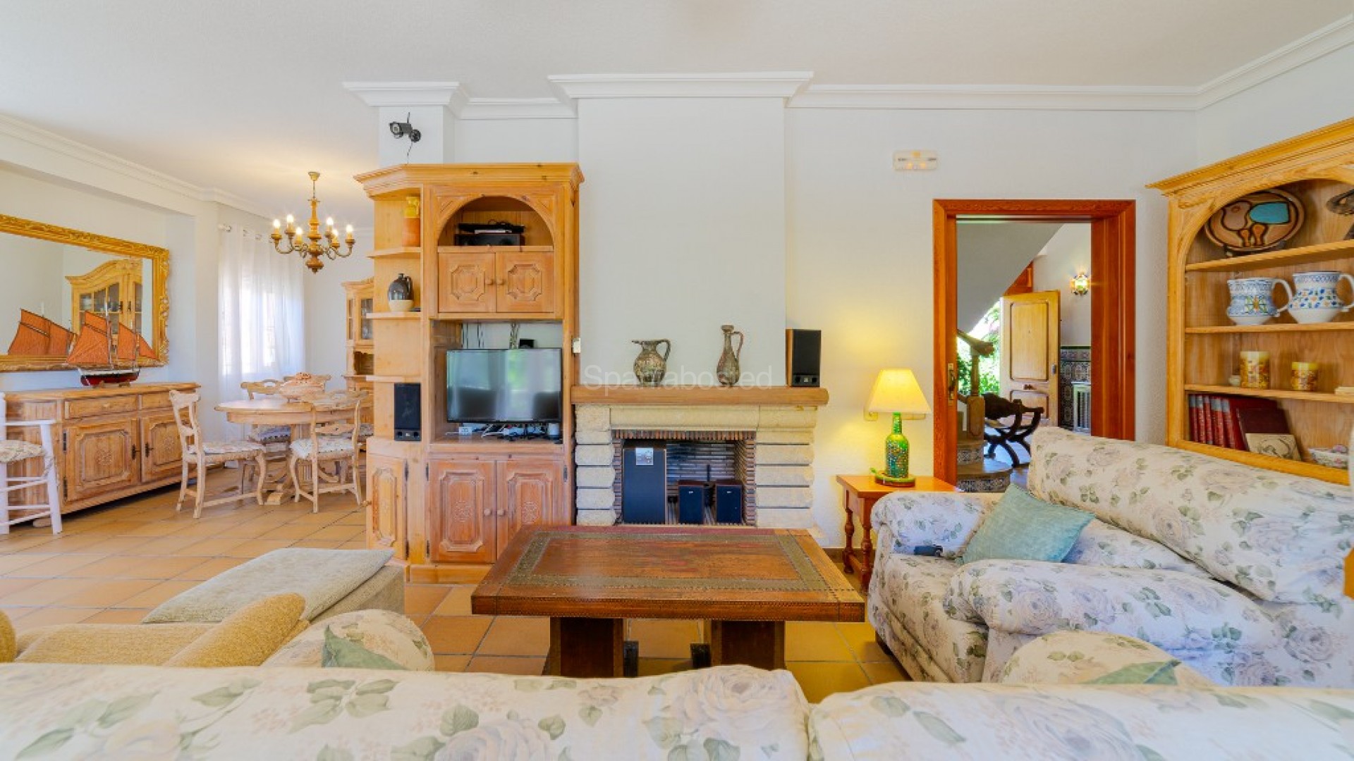 Resale - Villa -
Campoamor