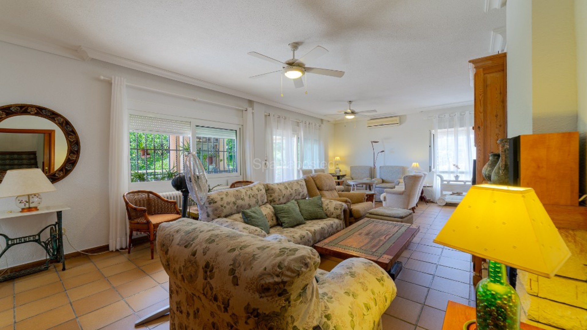 Resale - Villa -
Campoamor