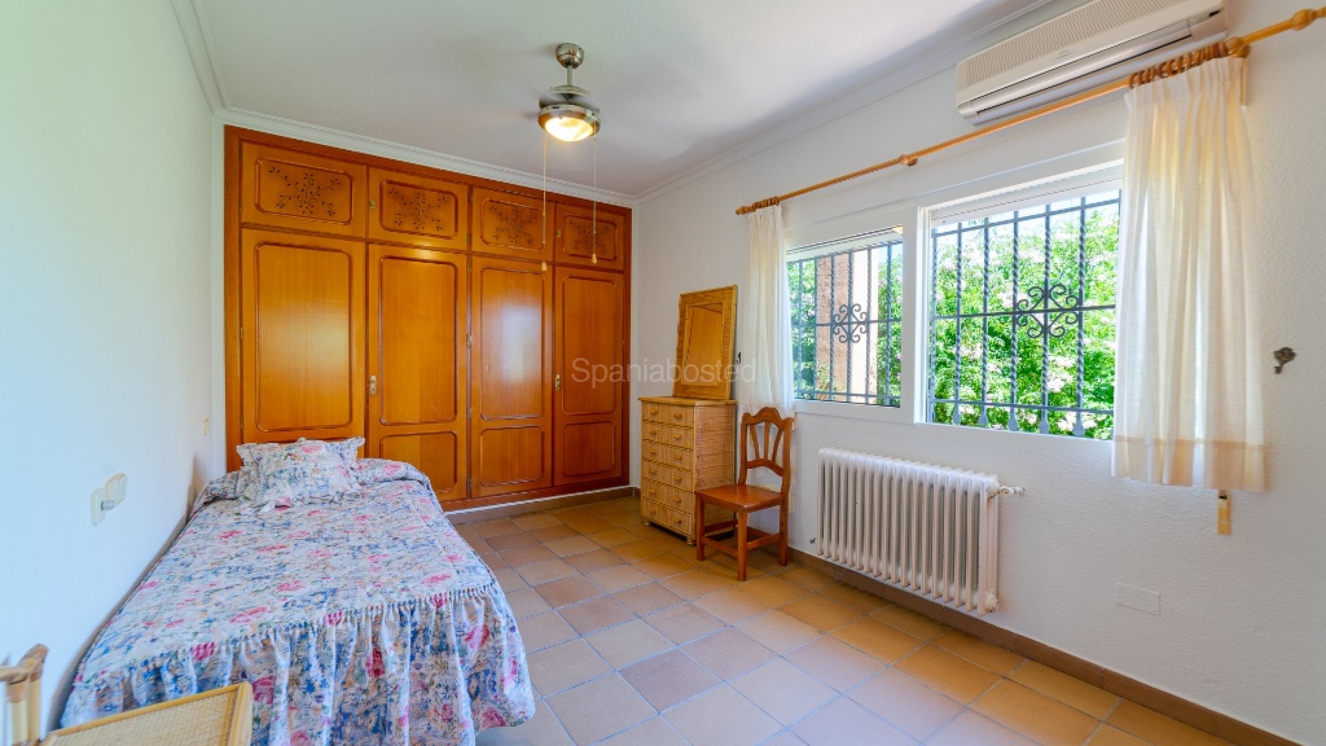 Resale - Villa -
Campoamor