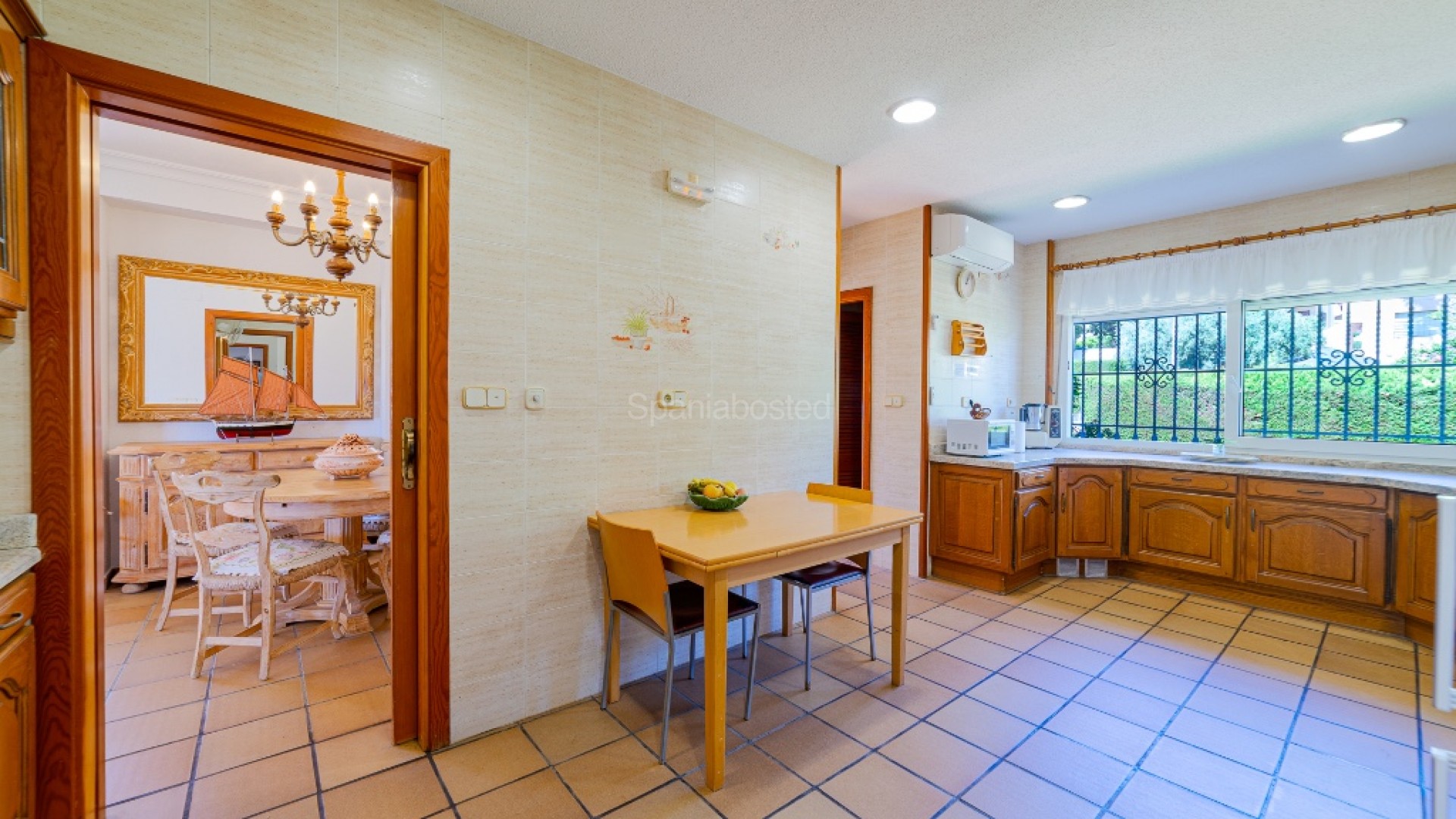 Resale - Villa -
Campoamor