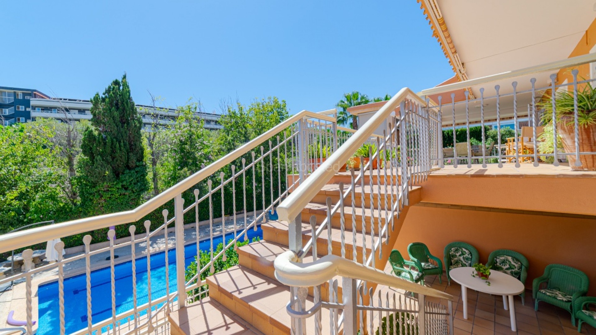 Resale - Villa -
Campoamor