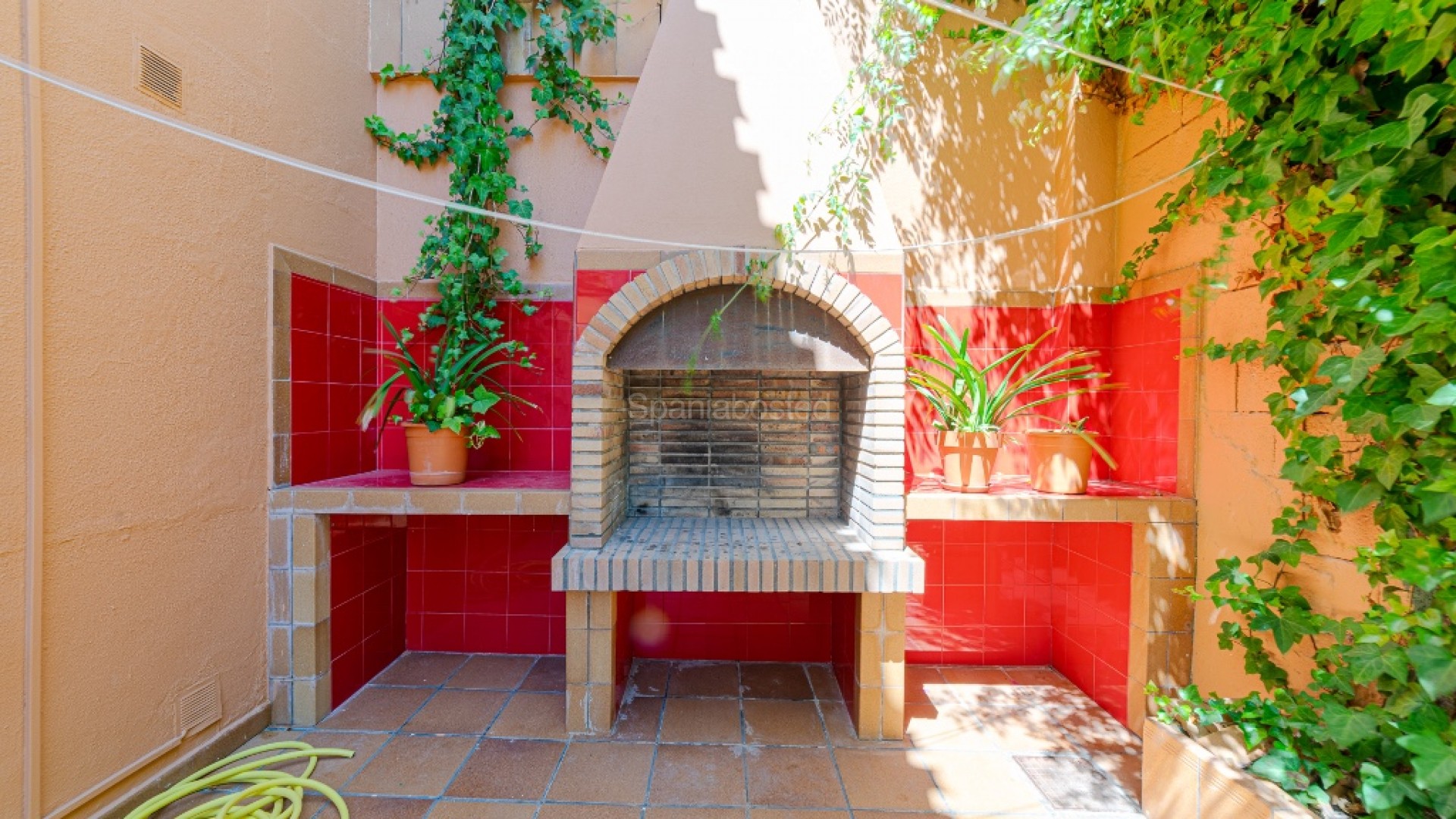 Resale - Villa -
Campoamor