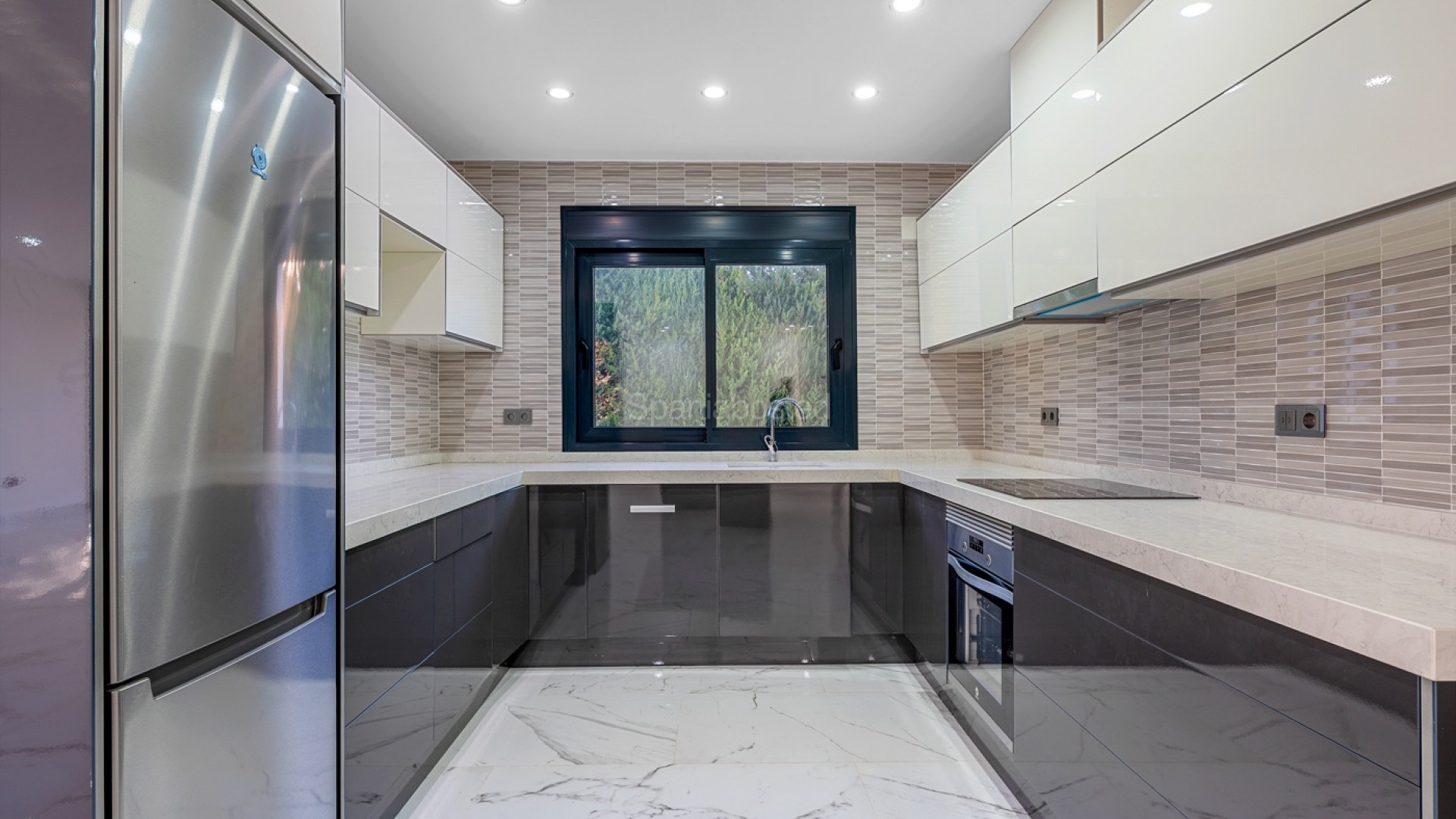 Resale - Villa -
Campoamor