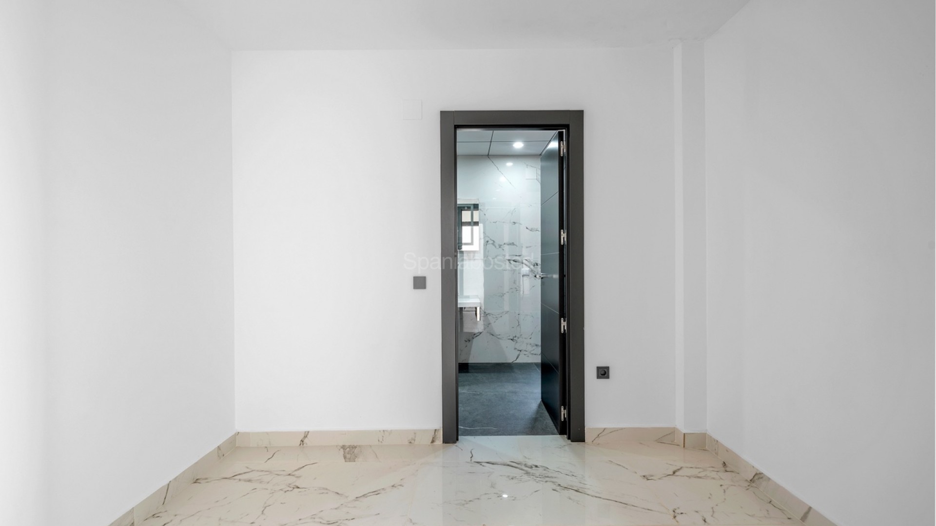 Resale - Villa -
Campoamor