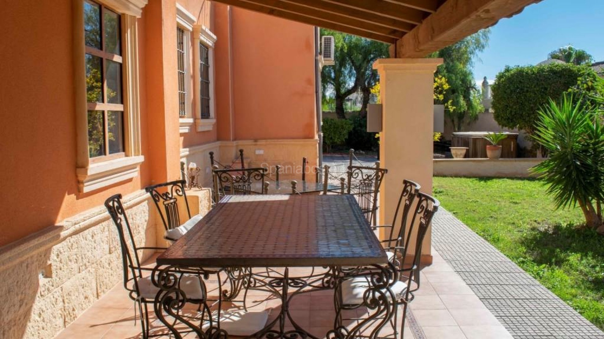 Resale - Villa -
Ciudad Quesada