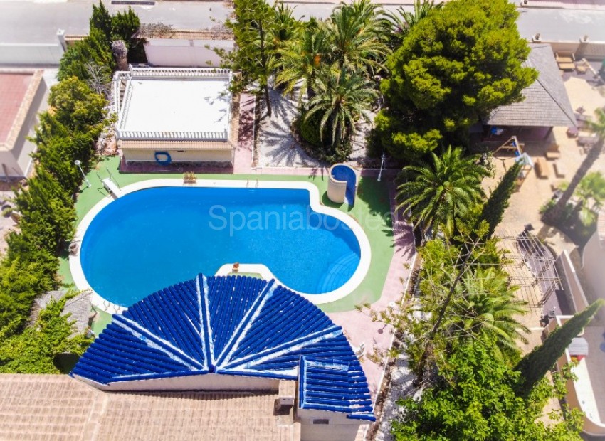 Resale - Villa -
Ciudad Quesada