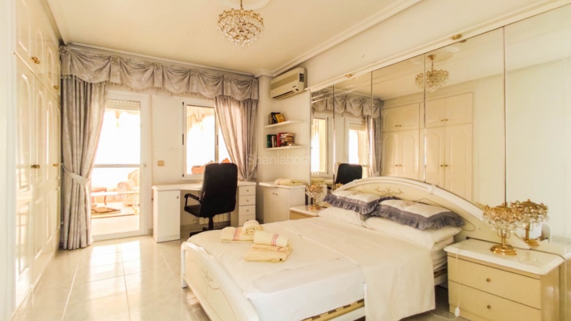 Resale - Villa -
Ciudad Quesada