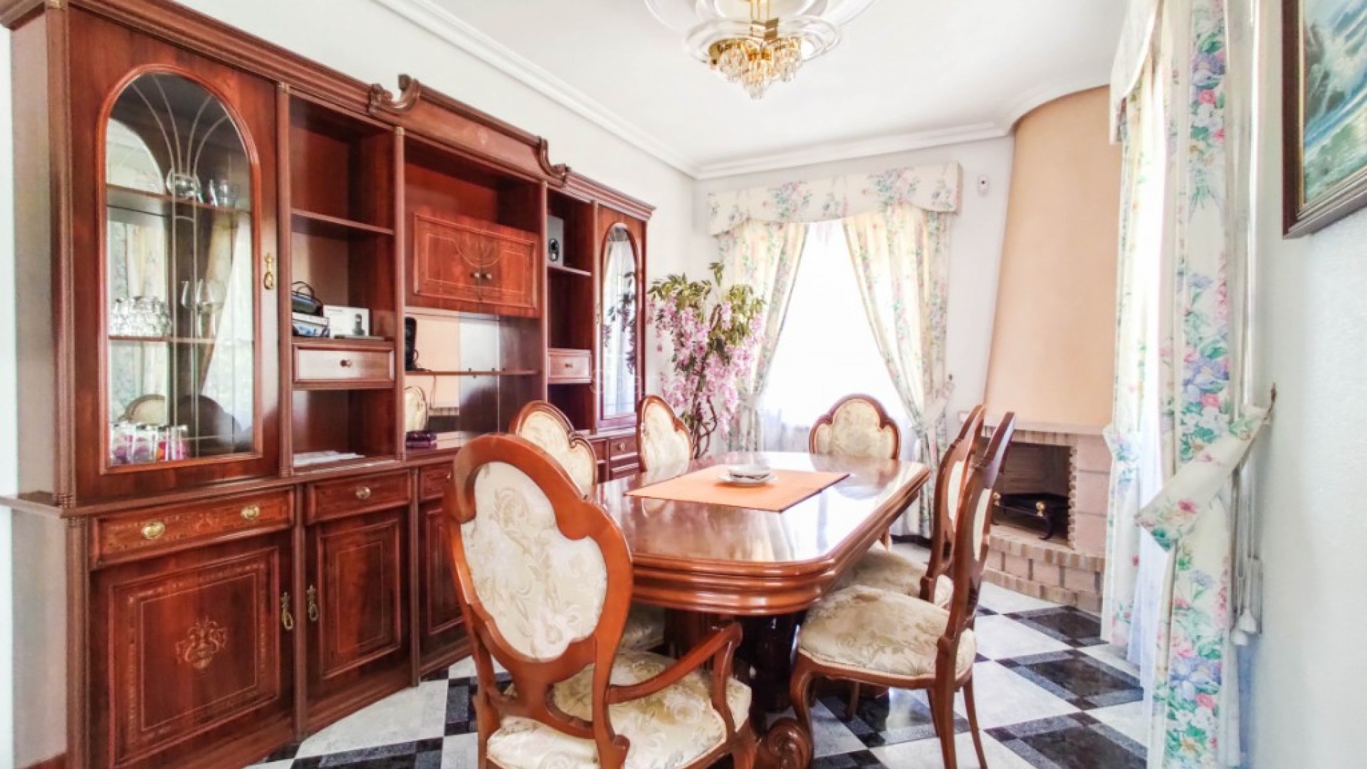 Resale - Villa -
Ciudad Quesada