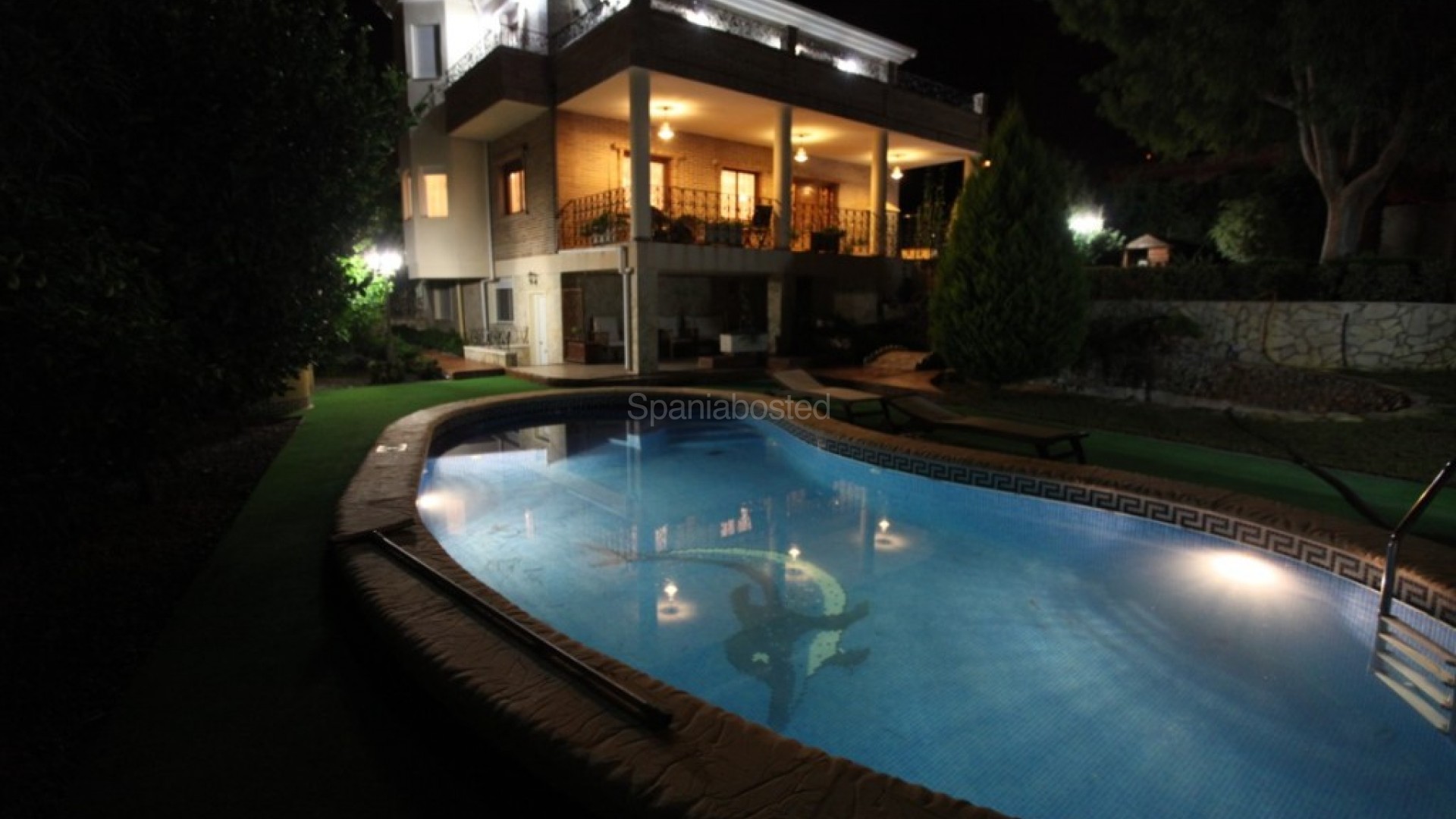 Resale - Villa -
Ciudad Quesada