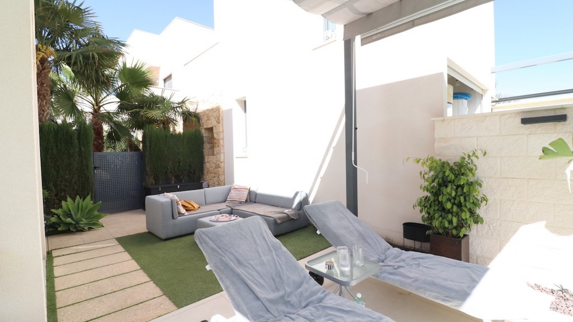 Resale - Villa -
Ciudad Quesada