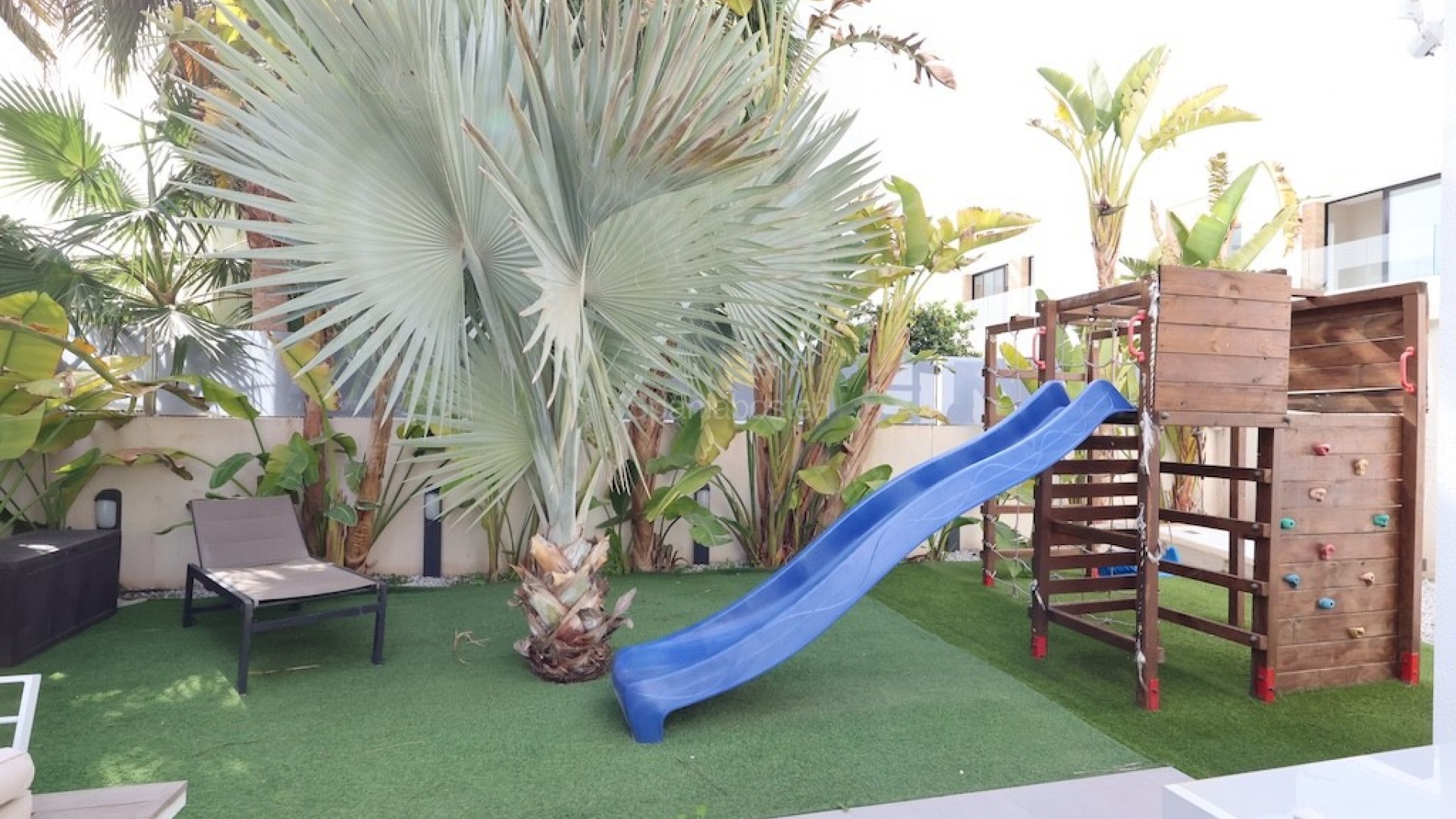 Resale - Villa -
Ciudad Quesada