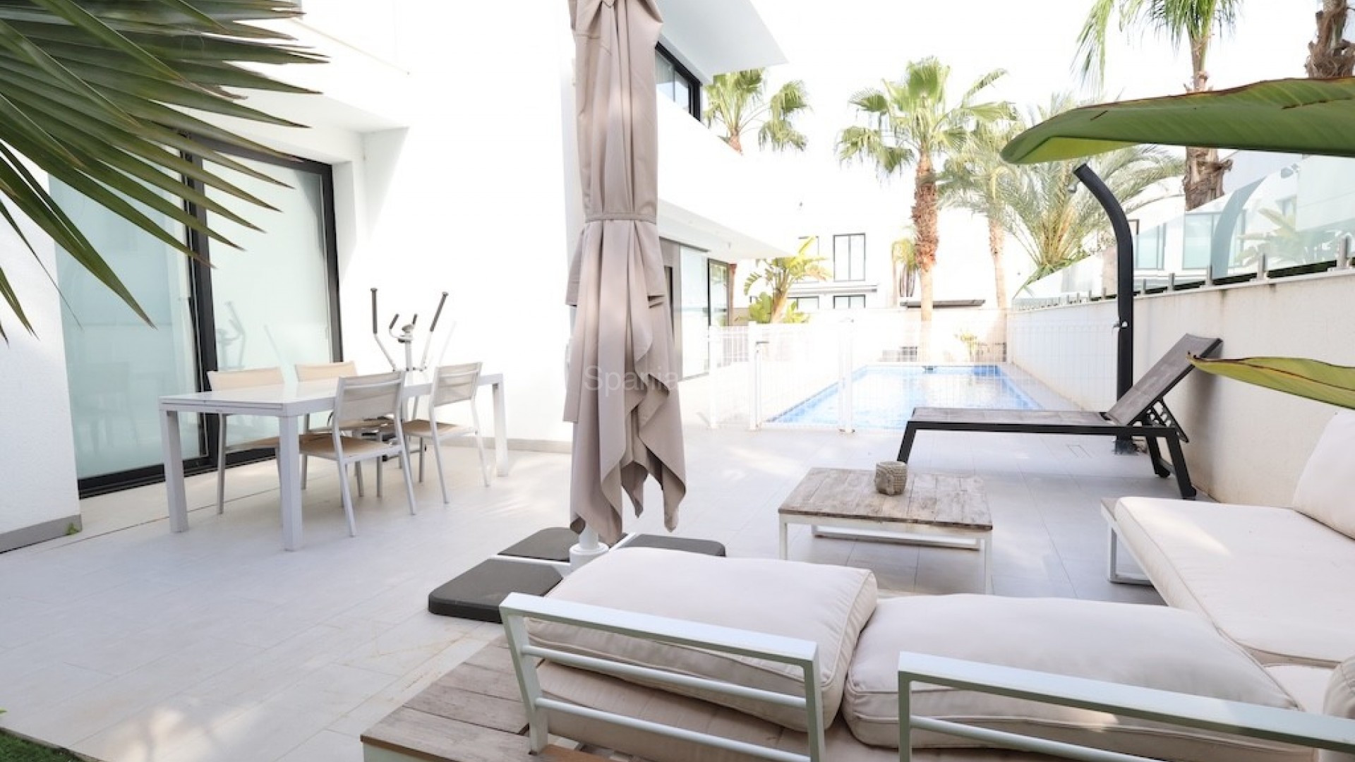 Resale - Villa -
Ciudad Quesada