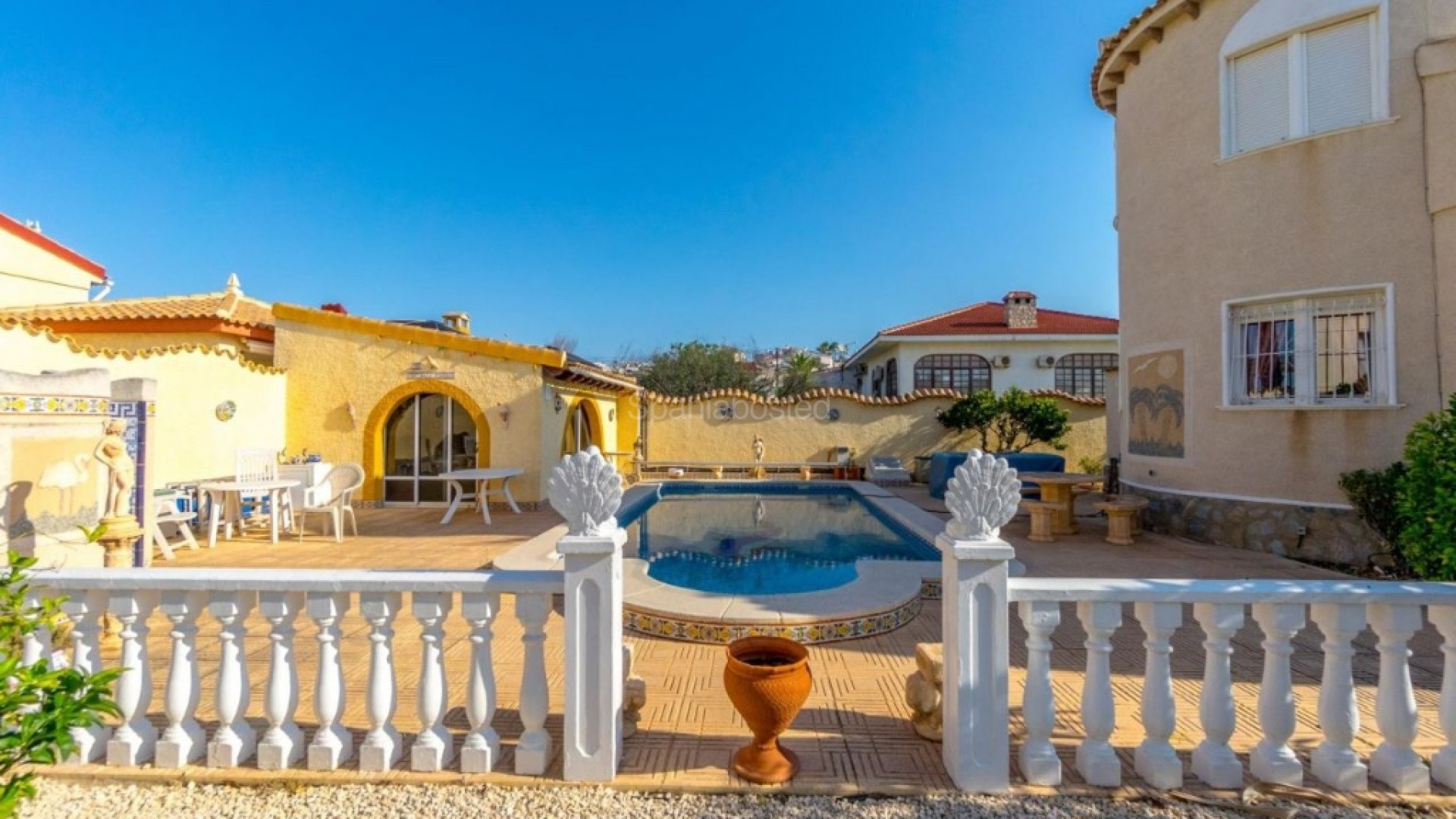 Resale - Villa -
Ciudad Quesada