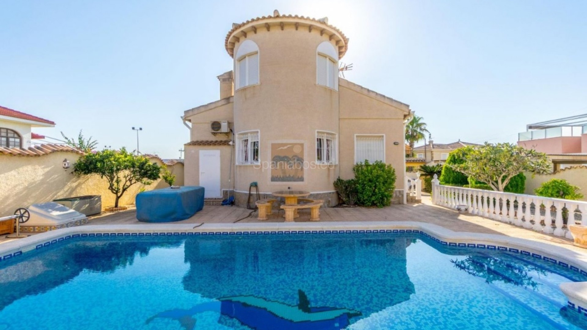 Resale - Villa -
Ciudad Quesada